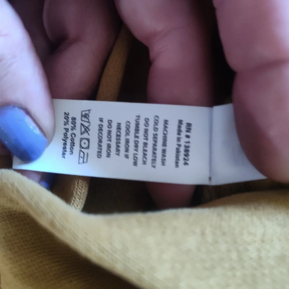 Streetwear Hoodie & Pants - Picture 6 of 10